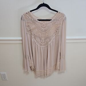 Ultra Pink Cream Lace Blouse